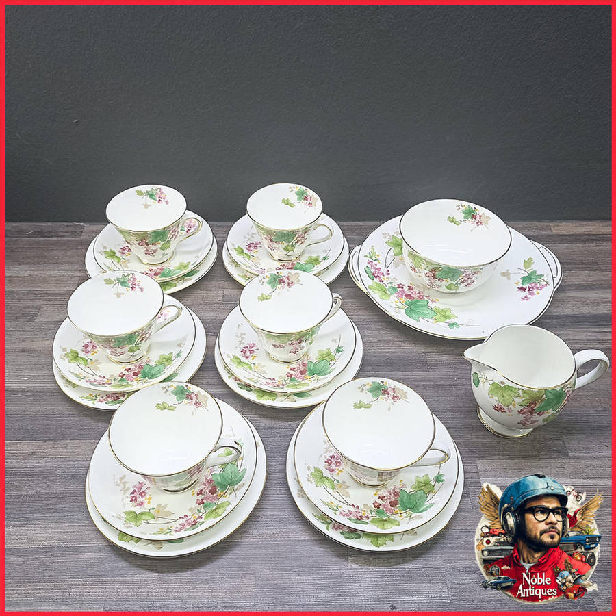 Vintage Royal Doulton 'gillian' Tea Set C1947-1952 6 Trois, Milk, Sugar and Biscuit plate