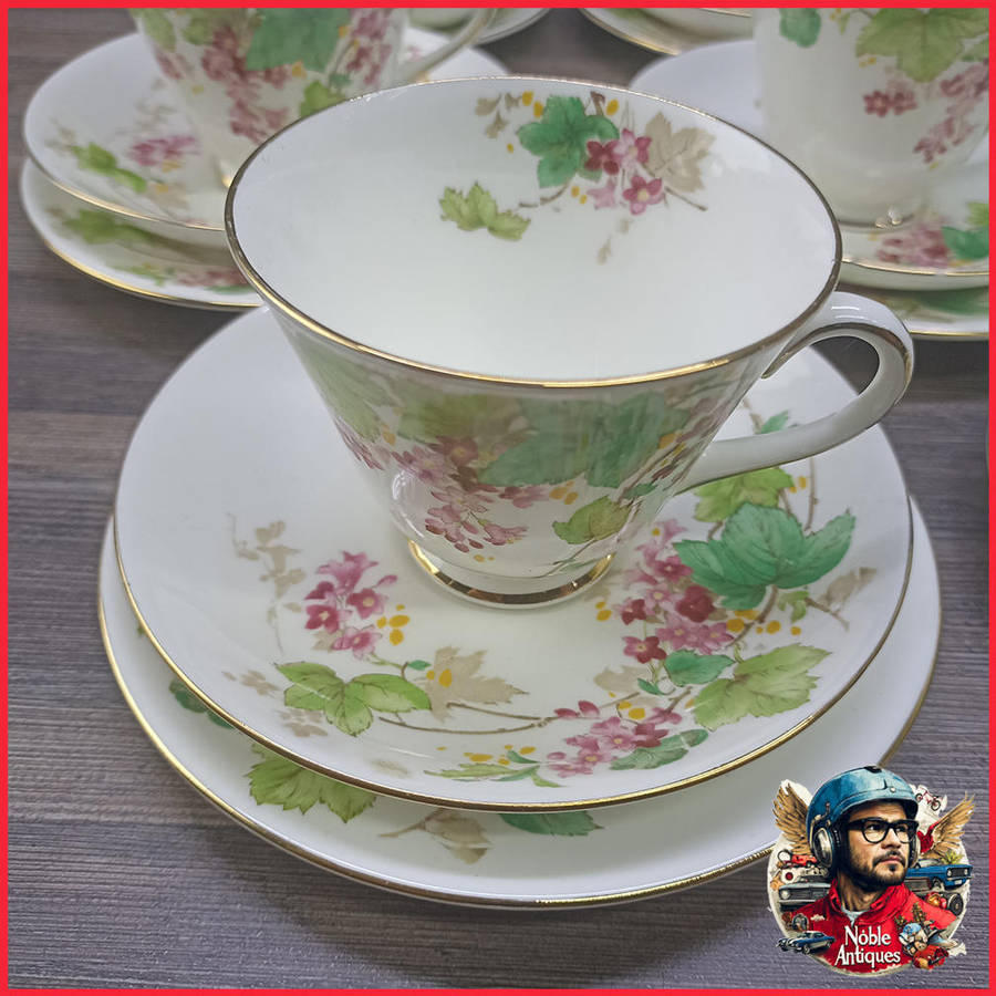 Vintage Royal Doulton 'gillian' Tea Set C1947-1952 6 Trois, Milk, Sugar and Biscuit plate