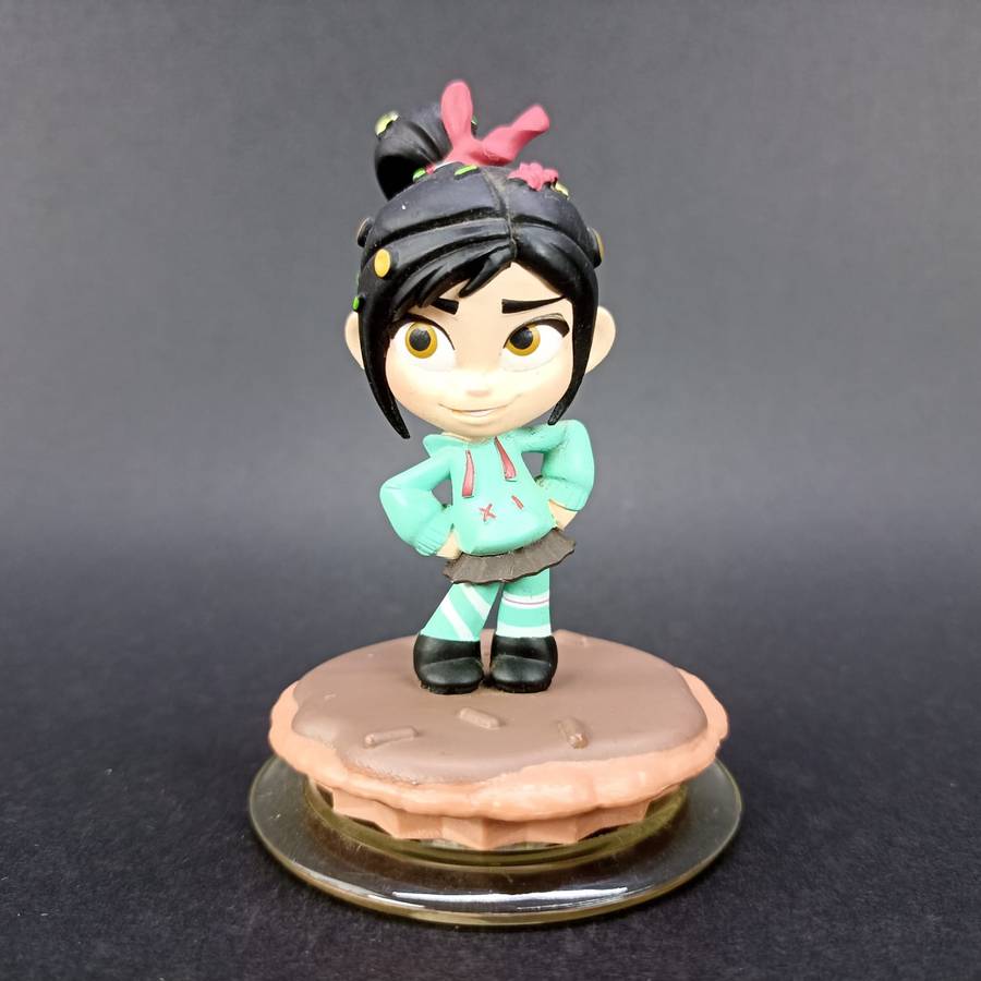 Disney Infinity WRECK-IT RALPH Vanellope Von Schweetz Figure!!!