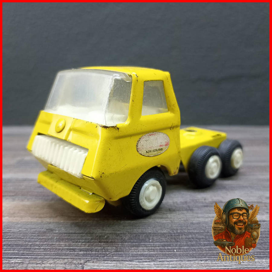 Die Cast 33