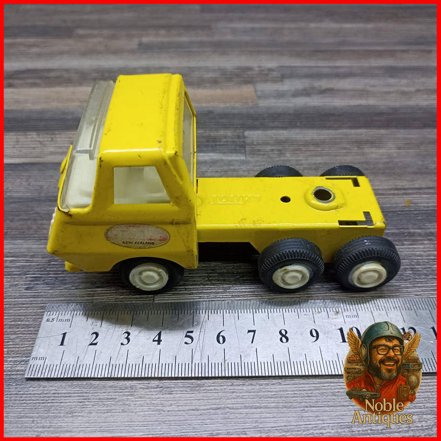 Die Cast 33