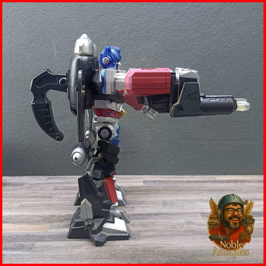 RARE Large Optimus Prime Mega Power Bot Transformers Light-Up Talking Figure