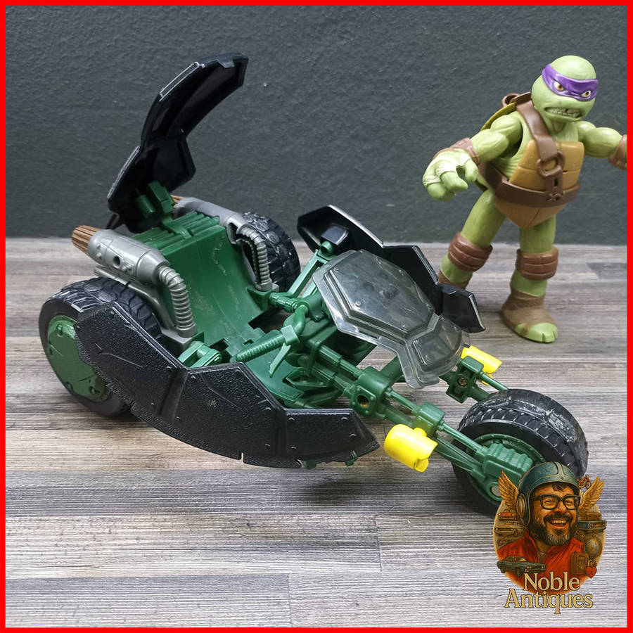 Teenage Mutant Ninja Turtles Figurine and Car Collection
