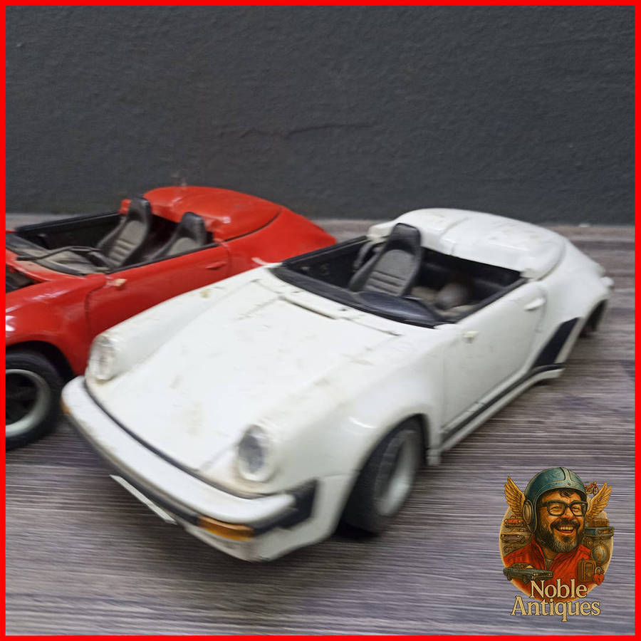 Die Cast 1989 Porsche 911 Speedster Scale 1:18 Parts Models
