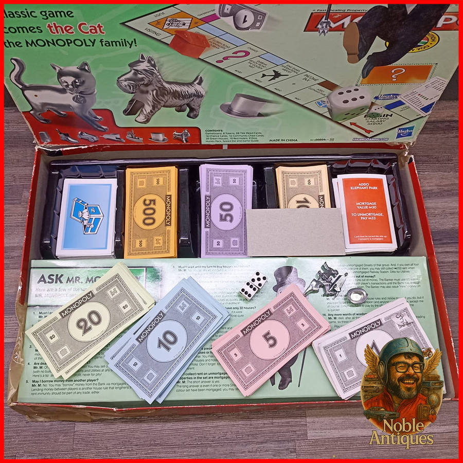 Boxed Hasbro Gaming Monopoly Classic Board Game
