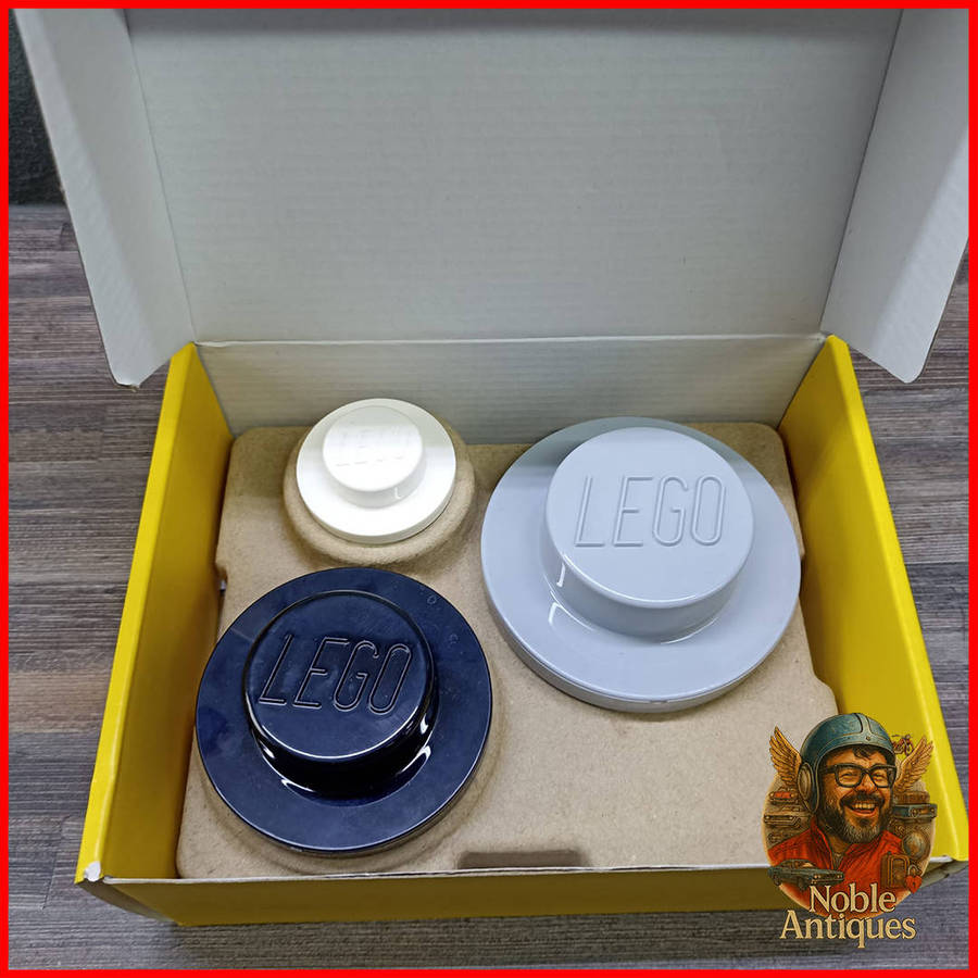 Boxed LEGO Wall Hanger Set, model number 4016