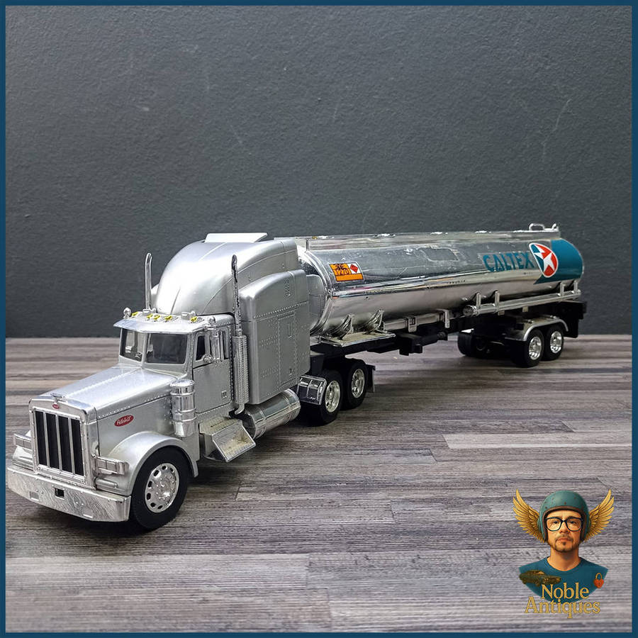 Large 40cm Peterbilt 379 truck with a Caltex tanker trailer