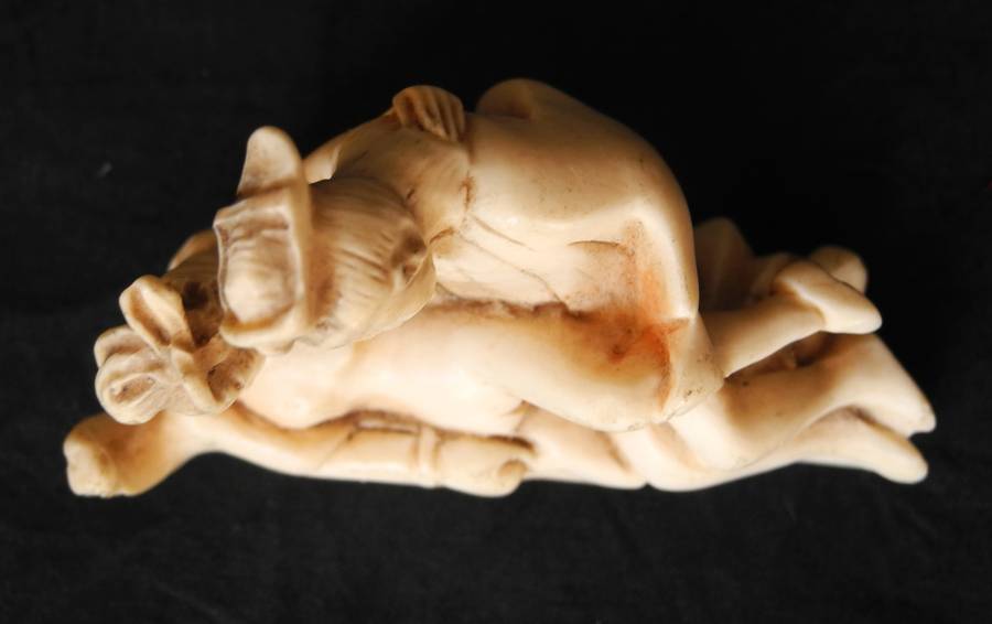 Erotic Japanese Vintage Netsuke