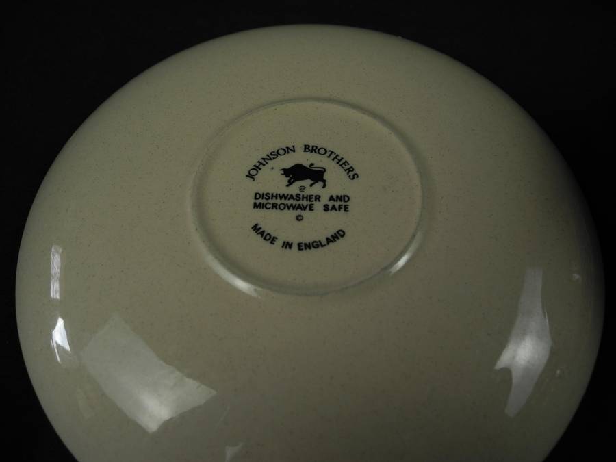 Johnson Brothers Hearts & Flowers Pattern Trio (2 of 2)