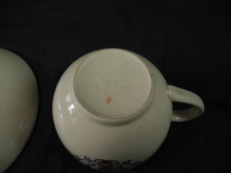 Johnson Brothers Hearts & Flowers Pattern Trio (2 of 2)