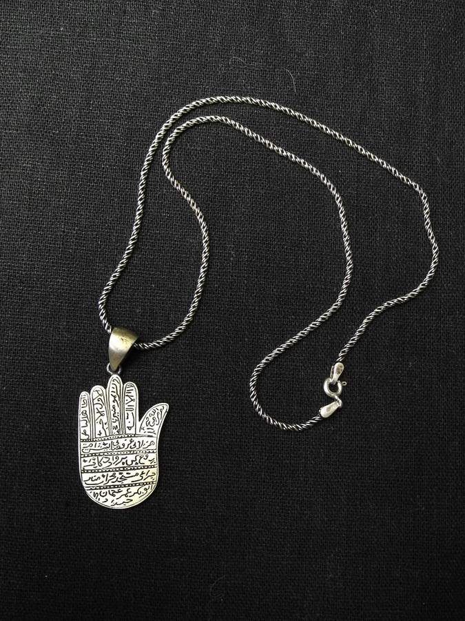 Vintage .925 Sterling Silver Hamsa Pendant on Sterling Silver Rope Chain (13.5g)