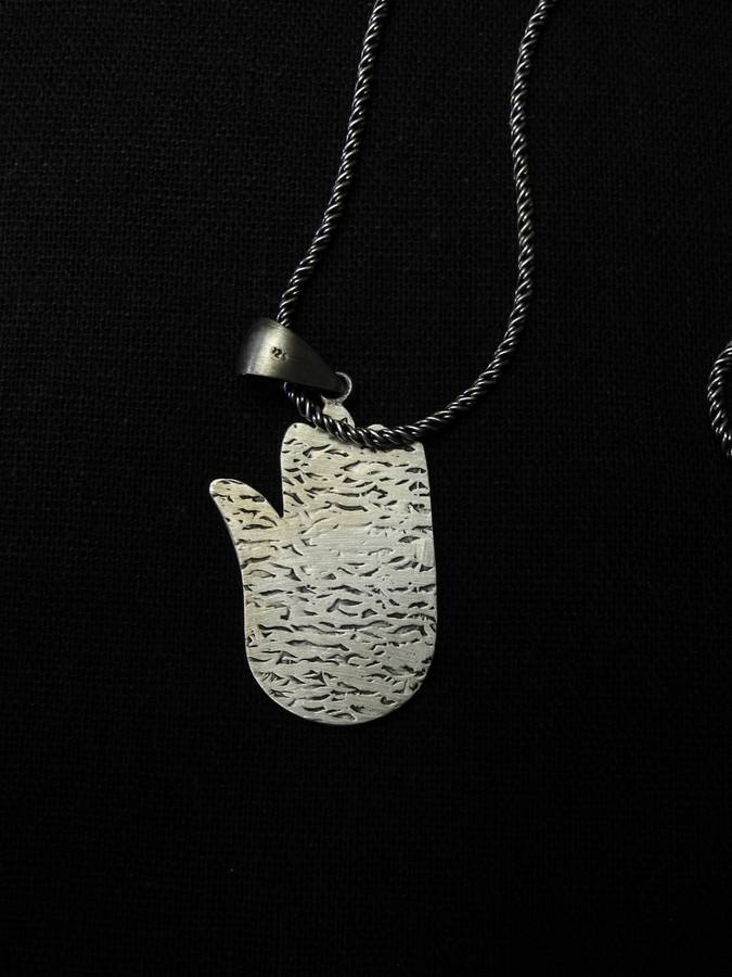 Vintage .925 Sterling Silver Hamsa Pendant on Sterling Silver Rope Chain (13.5g)