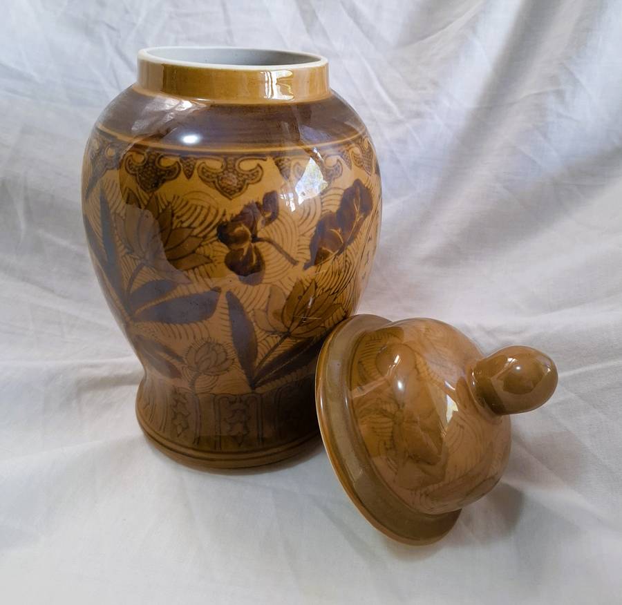 Chinese Porcelain Temple Jar, Floral Design with Golden-Brown Glaze