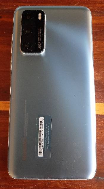 Huawei P40, 5G, 50MP Camera 8GB ram 128GB internal storage, market price R 8 499.00