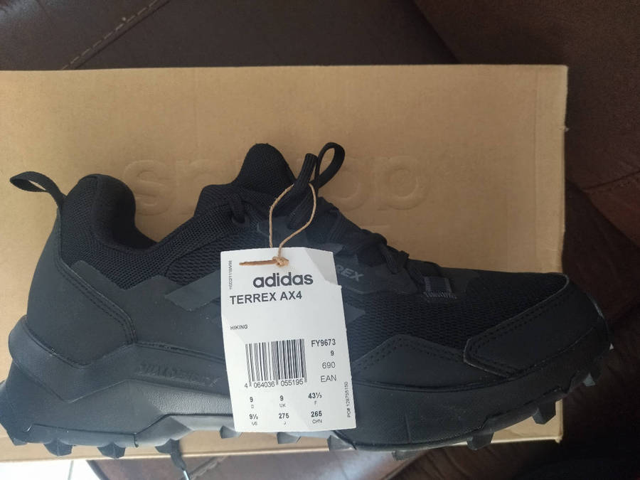 **ADIDAS*AX4*BLACK*MEN'S*SIZE 9*BRAND NEW**