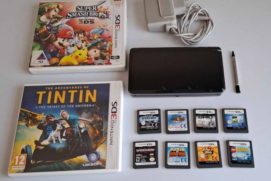 Nintendo 3Ds Console and Games Bundle