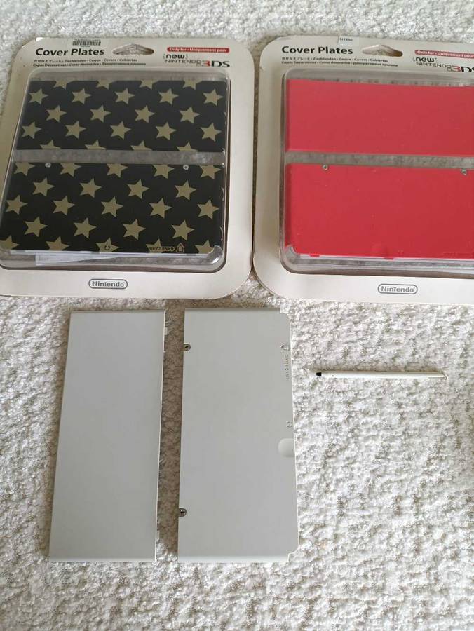 'New' Nintendo 3DS Console With Original Charger