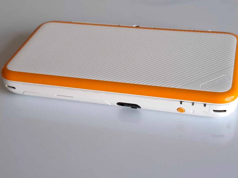 "New" Nintendo 2DS XL Console Euro Region