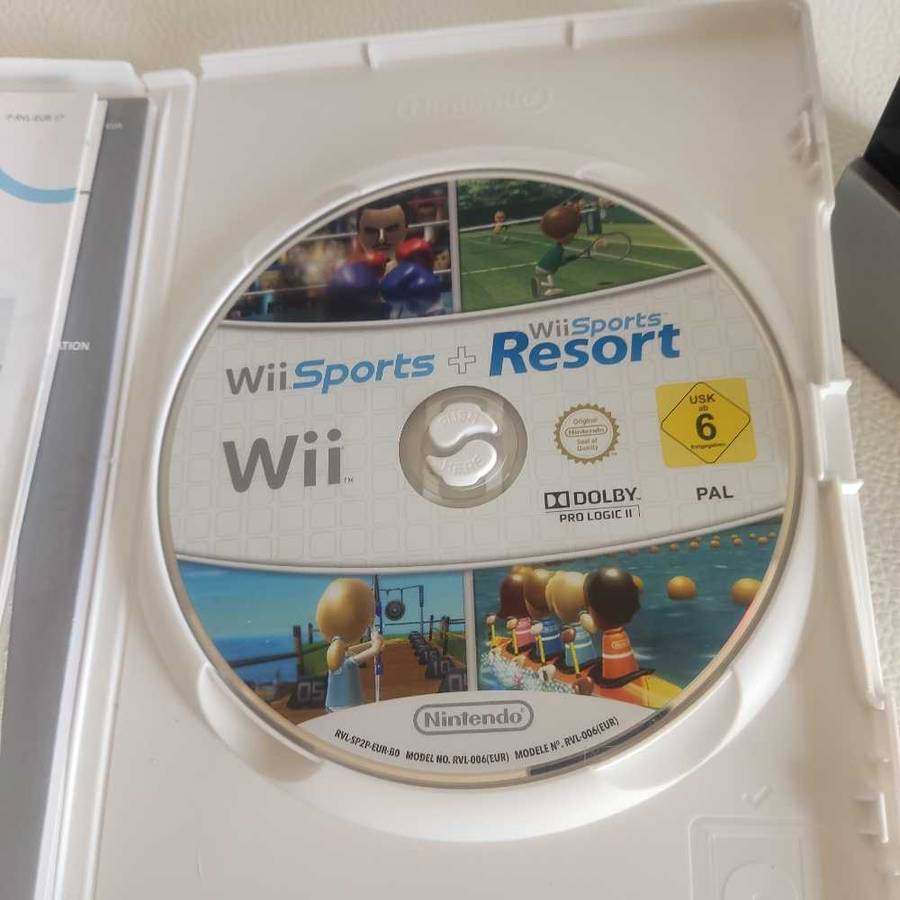 Nintendo Wii Console With Wii Sports +Wii Sports Resort Combined Disc