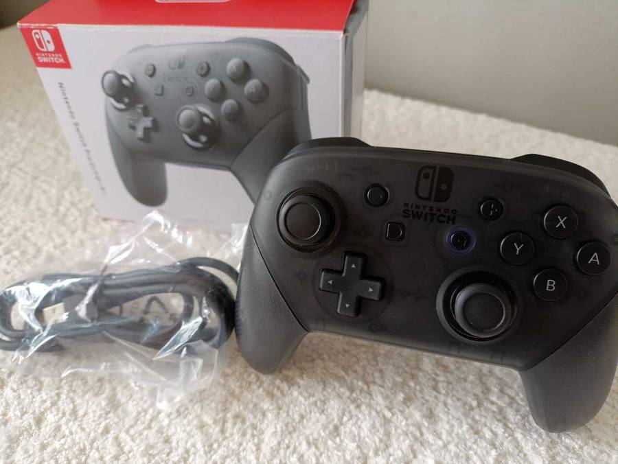 Nintendo Switch Pro Controller +Box