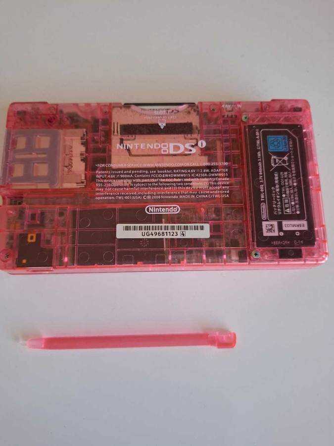 Nintendo Dsi Console +Charger