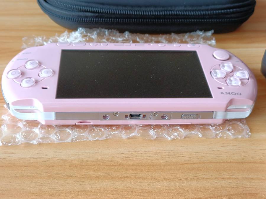 Sony Psp 'Blossom' Pink +Original Charger