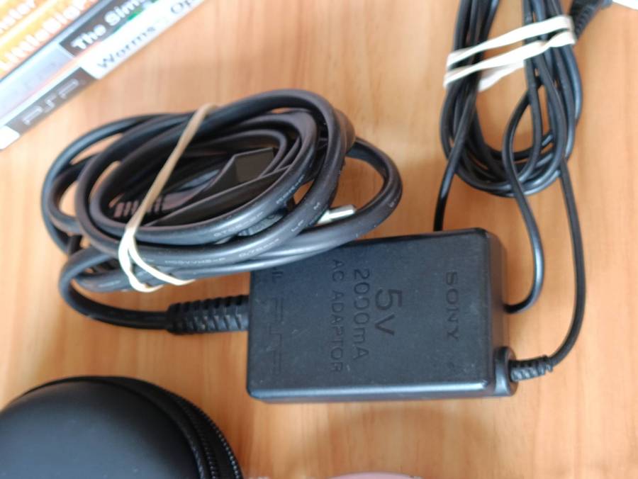 Sony Psp 'Blossom' Pink +Original Charger