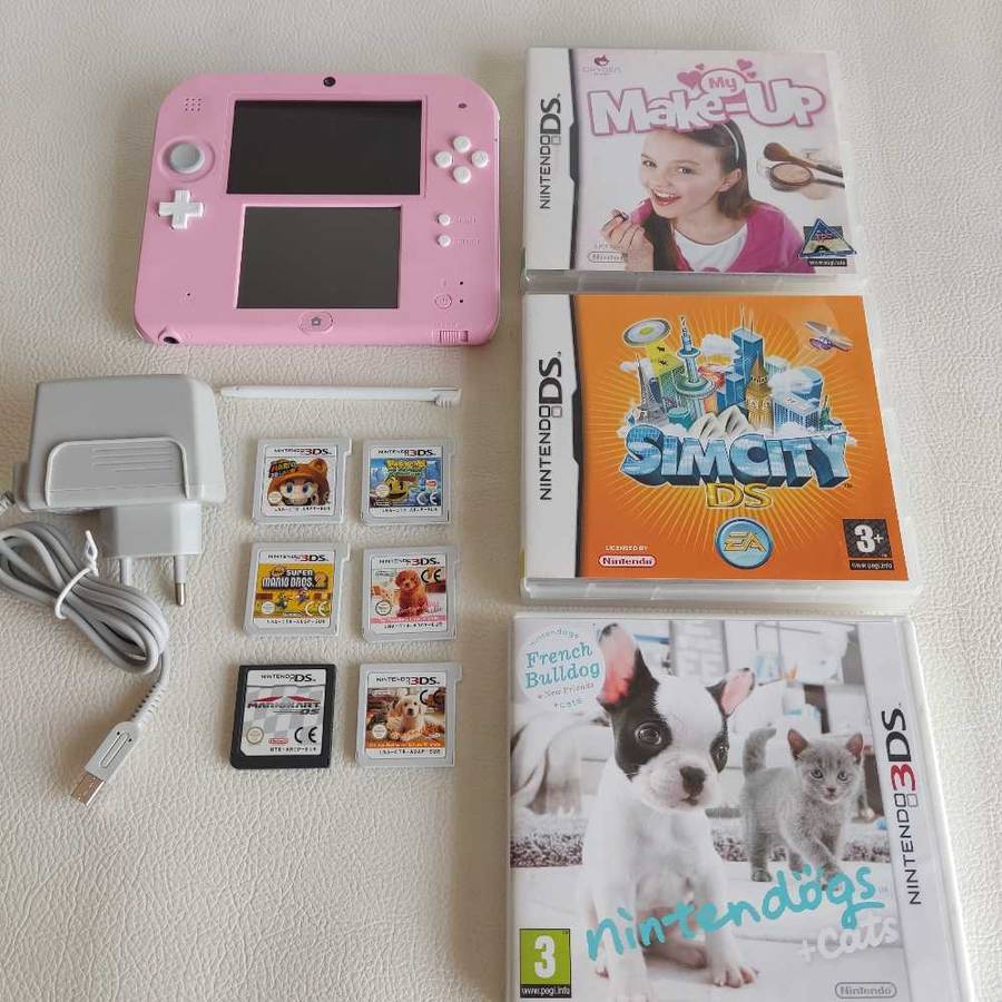Nintendo 2ds Console and Games Bundle