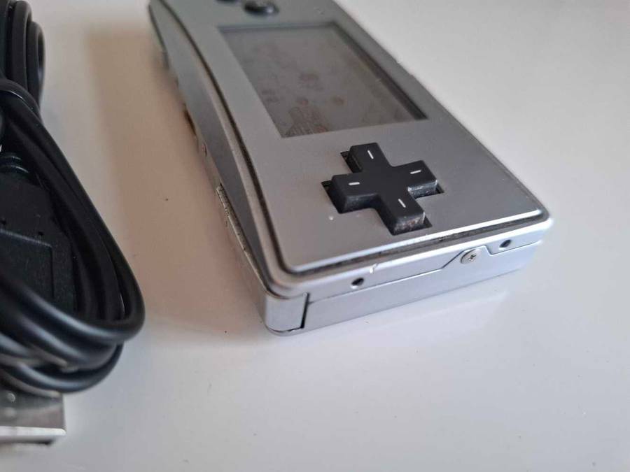 Gameboy Micro +USB Charger