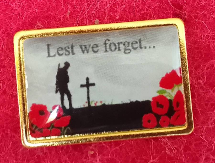 POPPY PIN