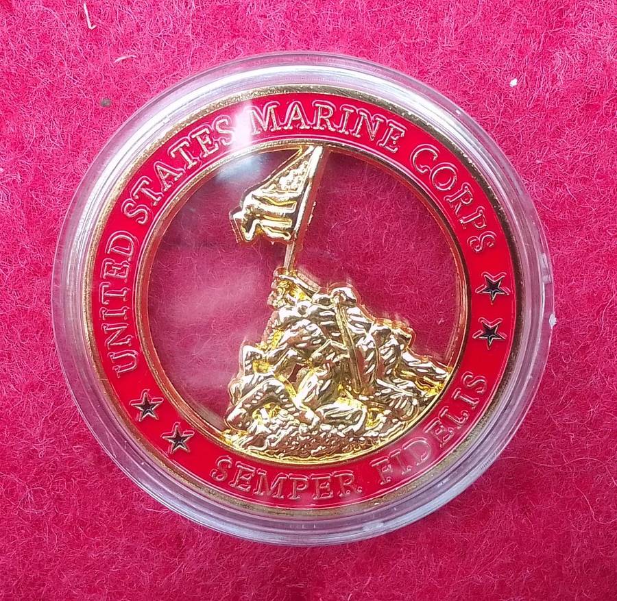 US Marine Corps Challenge coin ( raising flag )