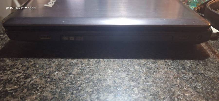 Lenovo Ideapad Z580 Laptop