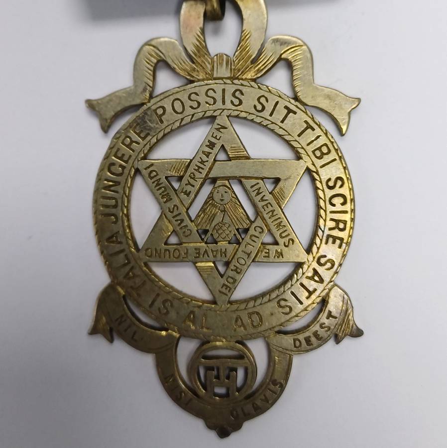 Vintage (1924) Silver Masonic Royal Arch Jewel (G Kenning and Sons)