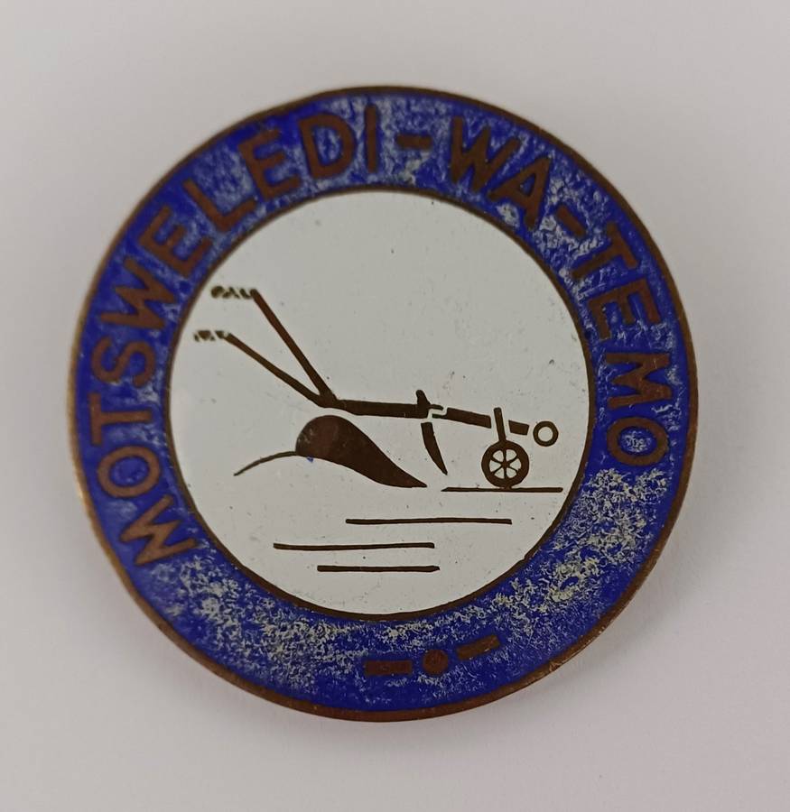 Vintage Motswedi wa Temo Badge