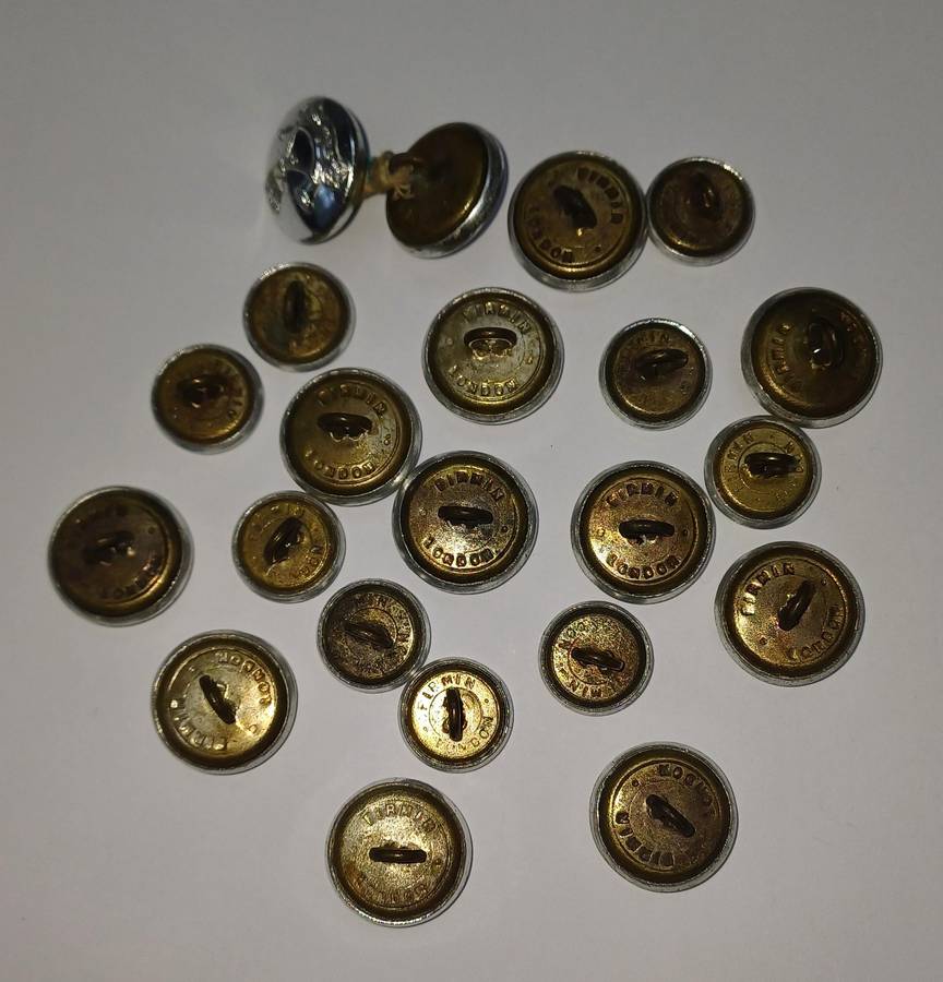 Kings African Rifles Silver Colour Buttons X 22