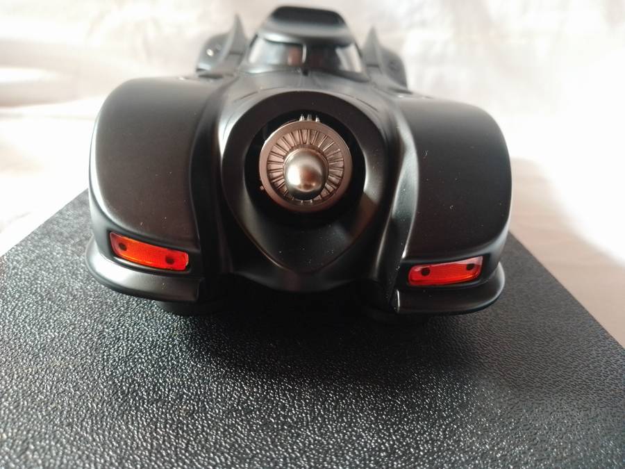 Hot wheels - Batmobile 1989 movie masterpiece 1:18 scale, diecast