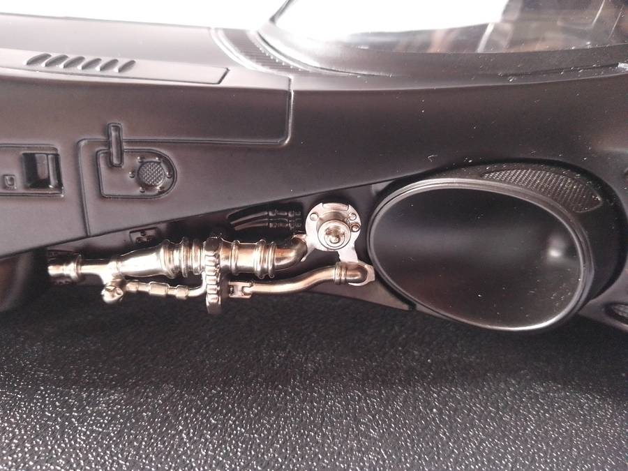 Hot wheels - Batmobile 1989 movie masterpiece 1:18 scale, diecast