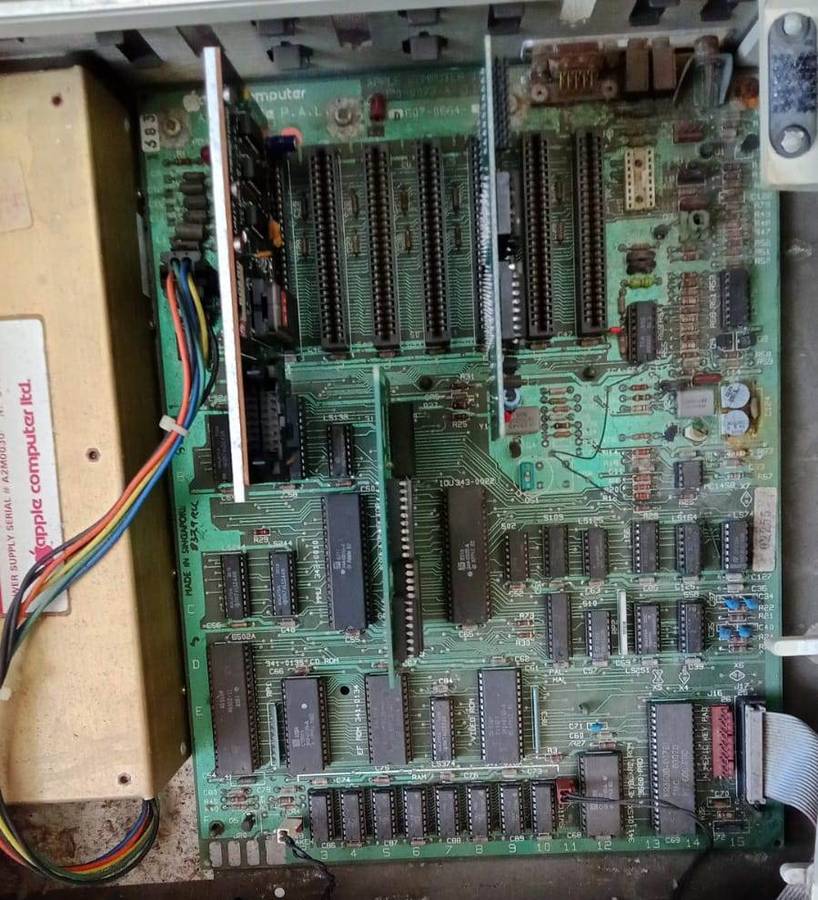 Apple IIe vintage computer