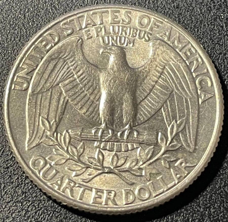 USA - 1981 QUARTER DOLLAR FINE USED