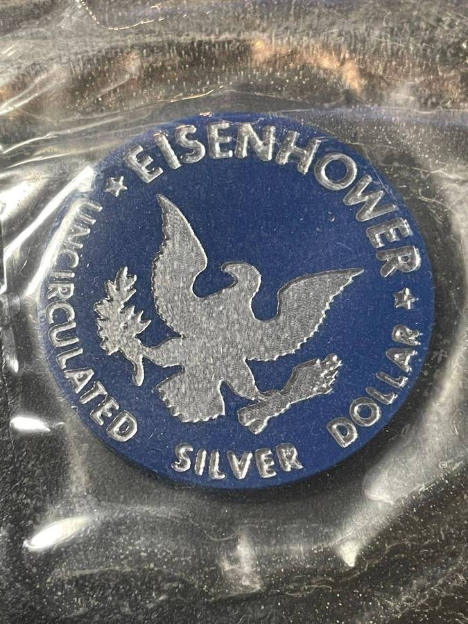 USA 1971 UNC MINT EISENHOWER 40% SILVER DOLLAR WITH PRESENTATION PACK
