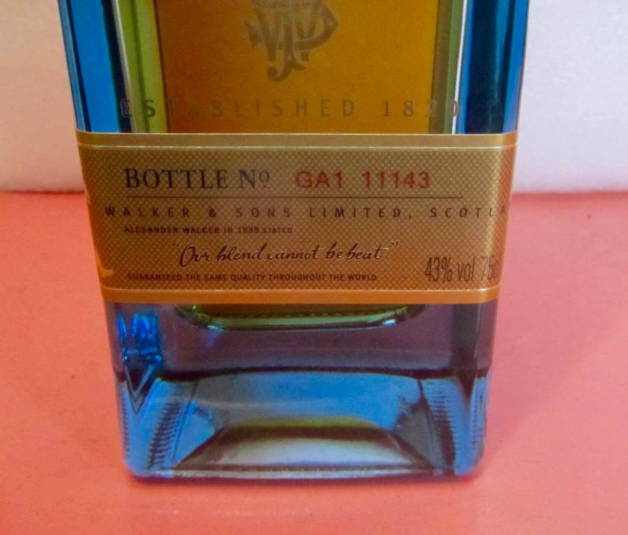 Johnnie Walker Blue Label Whisky  750ml