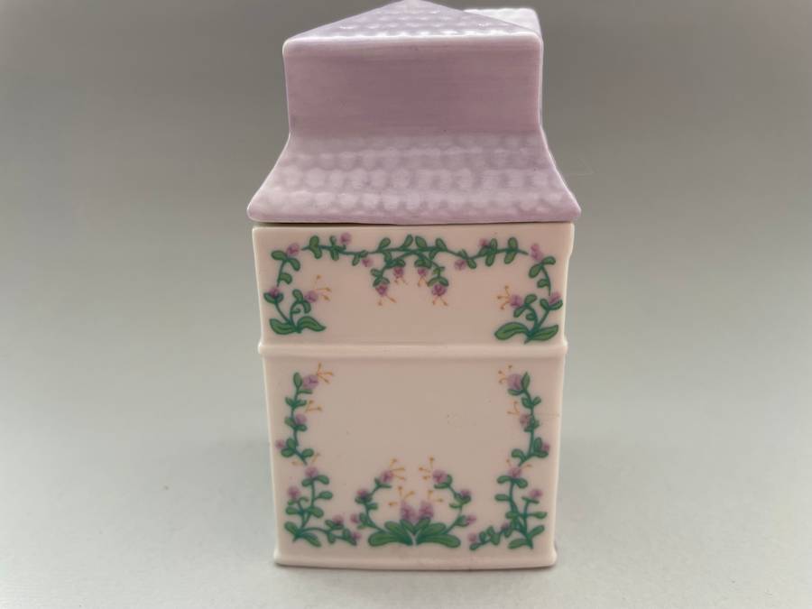 Lennox Spice Village: Marjoram