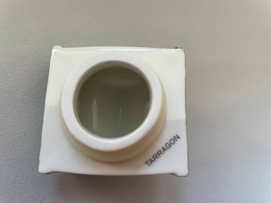 Lennox Spice Village: Tarragon