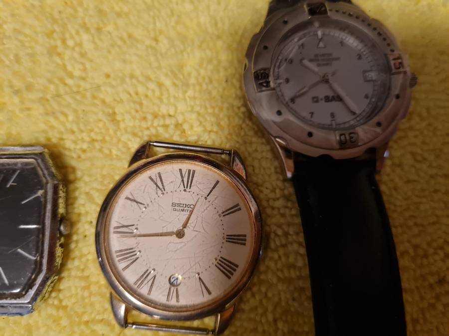 Lot of 7 vintage watches