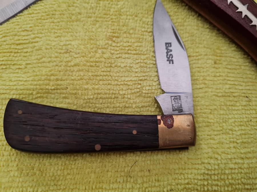 Lot of vintage knives