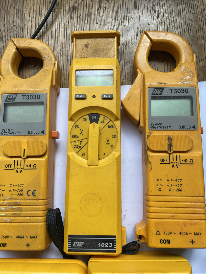 Multimeter x 7