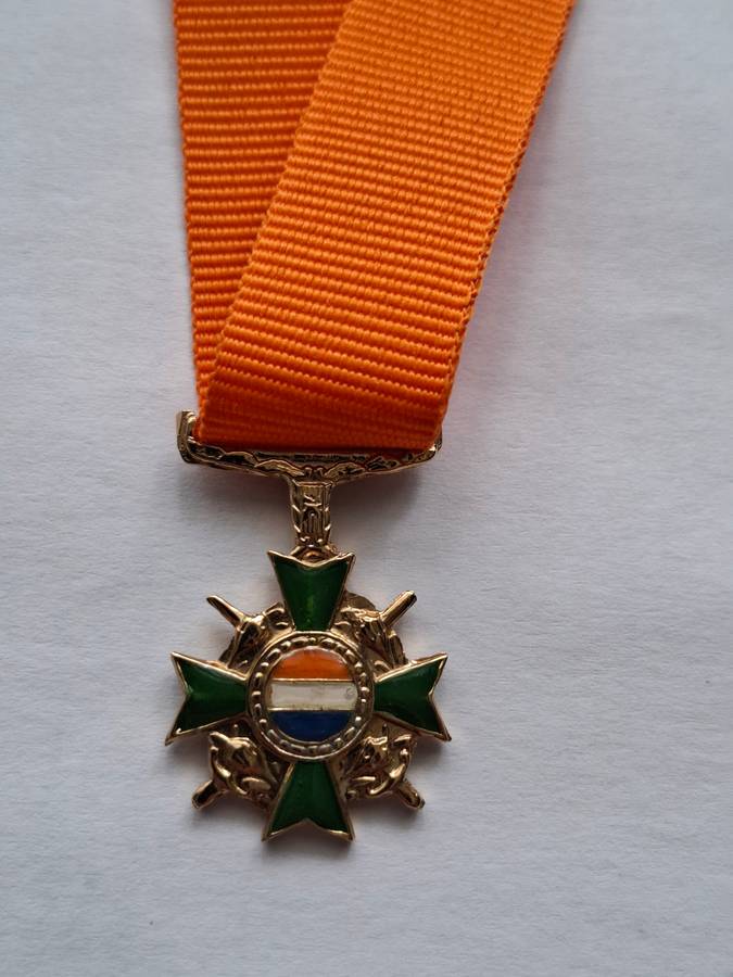 SADF - Honoris Crux Decoration miniature (with HC diamond ribbon)