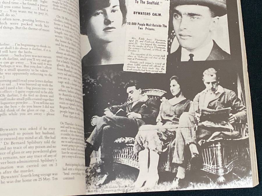 THE MURDERS OF THE BLACK MUSEUM 1870-1970 BY GORDON HONEYCOMBE