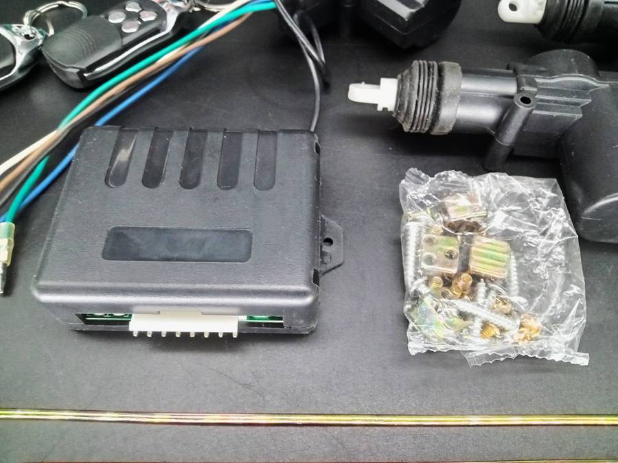 NEW! Central Locking System For Your Vehicle! No resistance. Prevent blocking