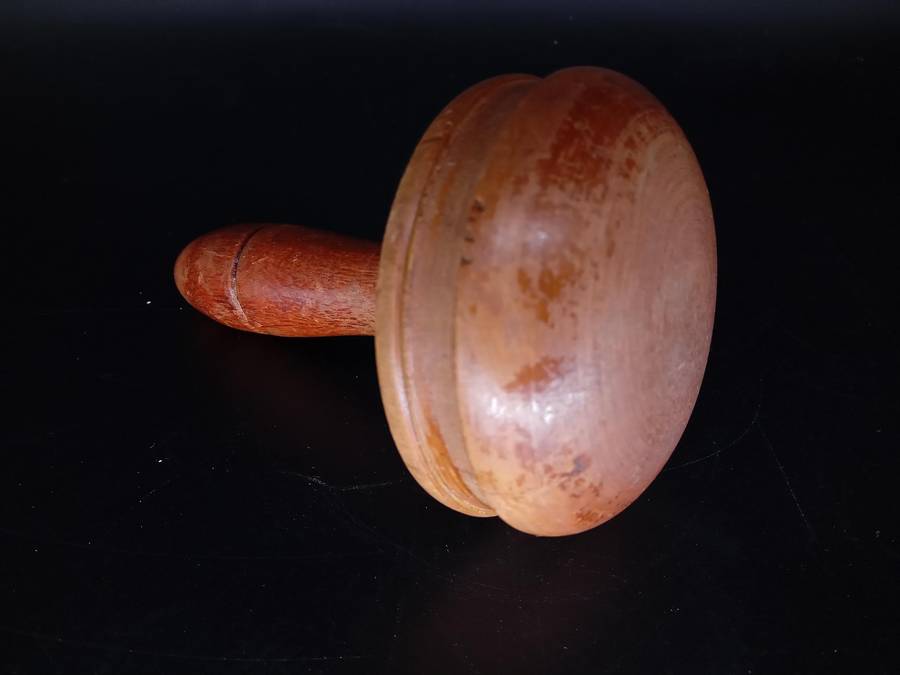 Vintage!  Wooden Darning Mushroom 6.5cM